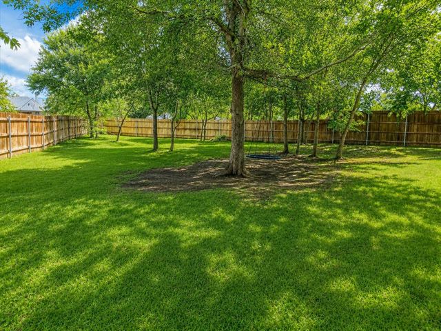 8236 Loar Court, Fort Worth, TX 76126