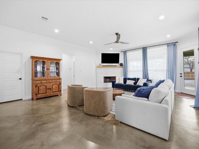 8236 Loar Court, Fort Worth, TX 76126