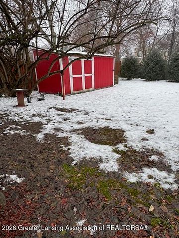 133 Kenberry Drive, East Lansing, MI 48823