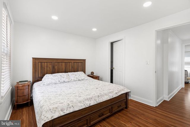 2320 MANNING ST, Philadelphia, PA 19103