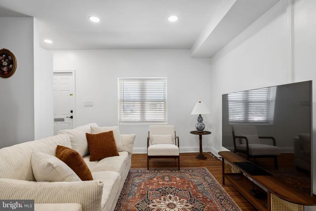 2320 MANNING ST, Philadelphia, PA 19103