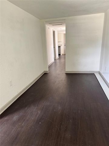 622 BOOKER AVENUE A B, Lake Wales, FL 33853