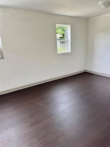 622 BOOKER AVENUE A B, Lake Wales, FL 33853