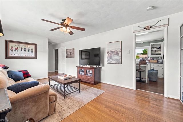 13 Bedford CT, Hampton, VA 23664