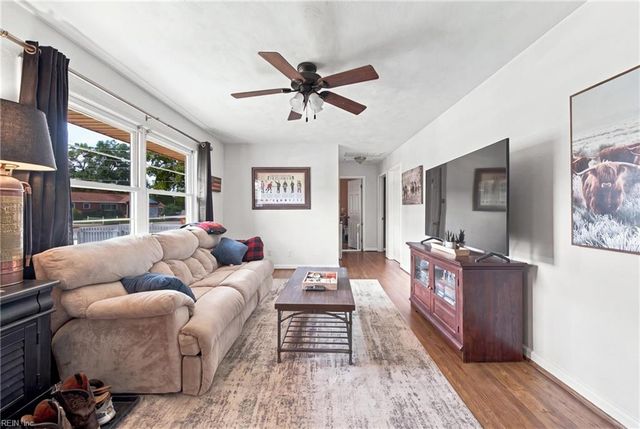13 Bedford CT, Hampton, VA 23664