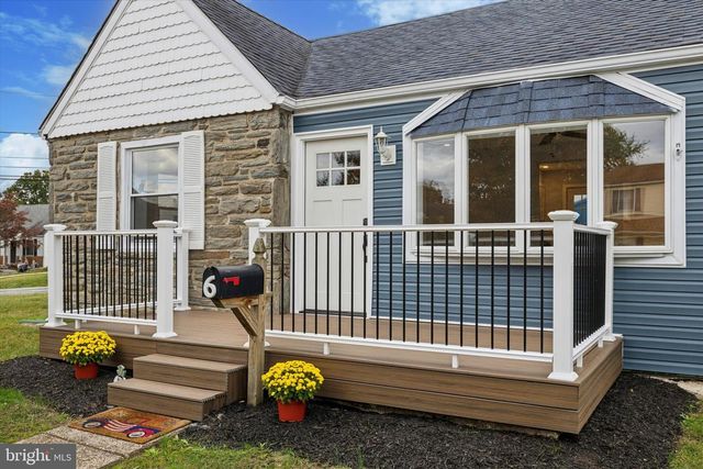 6 N LOVE LN, Norwood, PA 19074