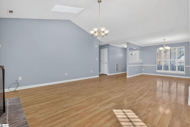 5 Hazelnut Court, Taylors, SC 29687