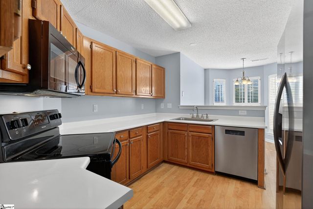 5 Hazelnut Court, Taylors, SC 29687