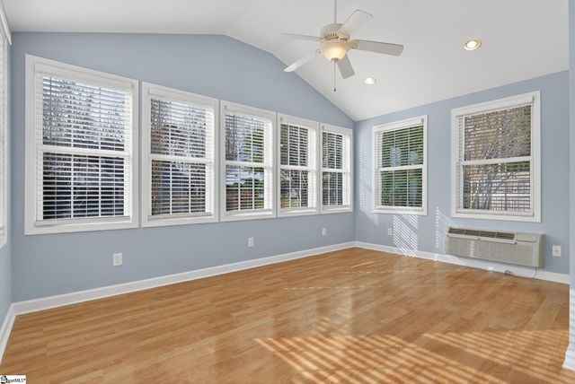 5 Hazelnut Court, Taylors, SC 29687