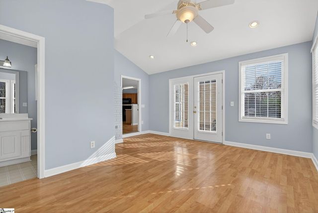 5 Hazelnut Court, Taylors, SC 29687