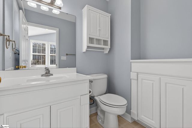 5 Hazelnut Court, Taylors, SC 29687