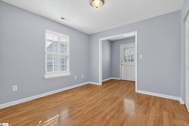 5 Hazelnut Court, Taylors, SC 29687