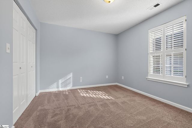 5 Hazelnut Court, Taylors, SC 29687