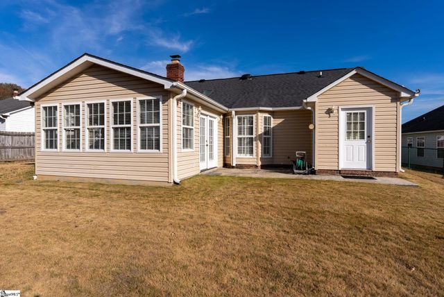 5 Hazelnut Court, Taylors, SC 29687