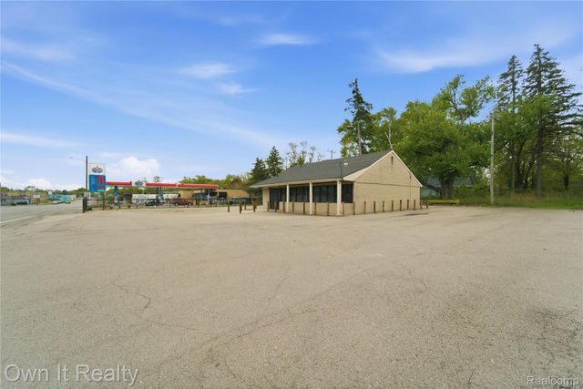 24611 W MCNICHOLS Road, Detroit, MI 48219