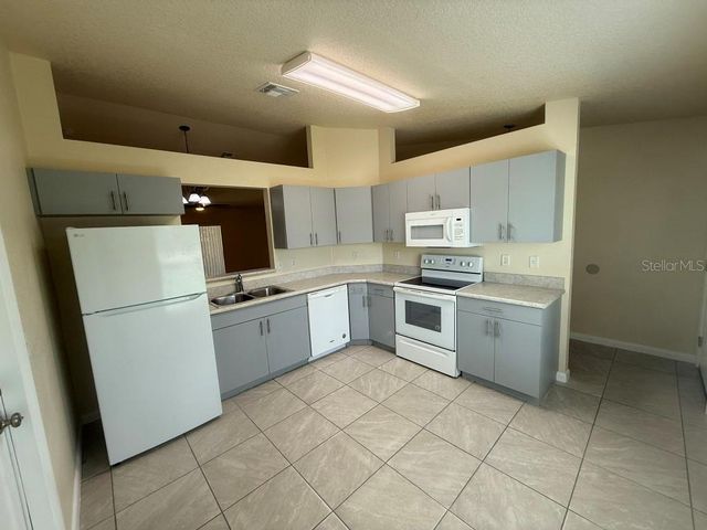 1726 PINE VIEW AVENUE, Longwood, FL 32750