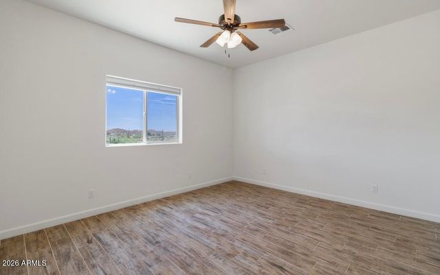 48126 N Coyote Pass Road, New River, AZ 85087
