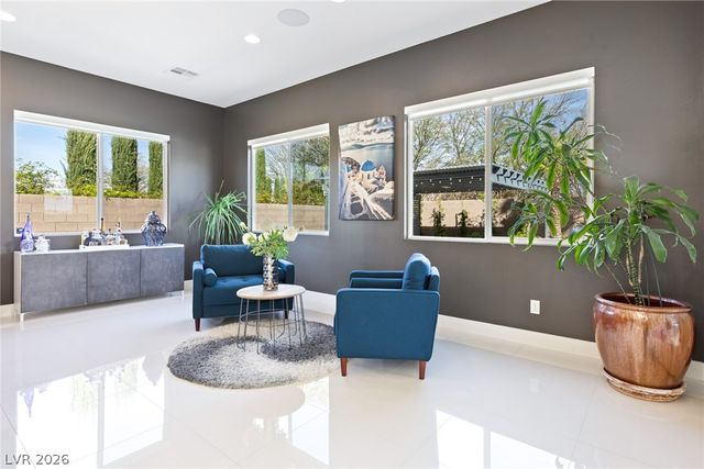 8188 Sweetwater Creek Way, Las Vegas, NV 89113