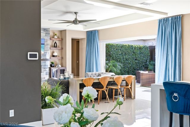 8188 Sweetwater Creek Way, Las Vegas, NV 89113