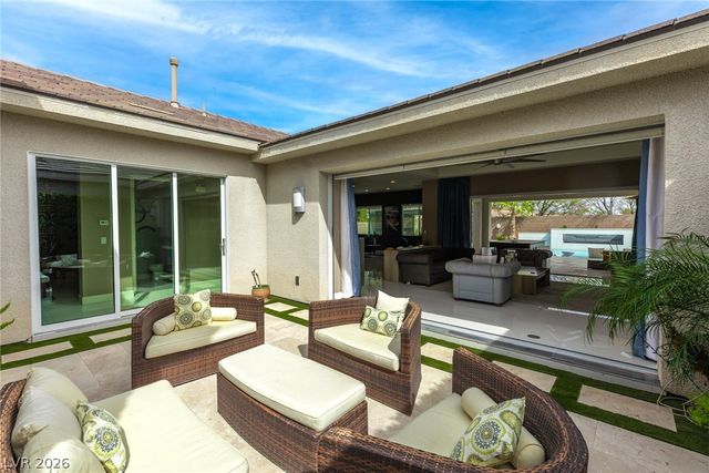 8188 Sweetwater Creek Way, Las Vegas, NV 89113