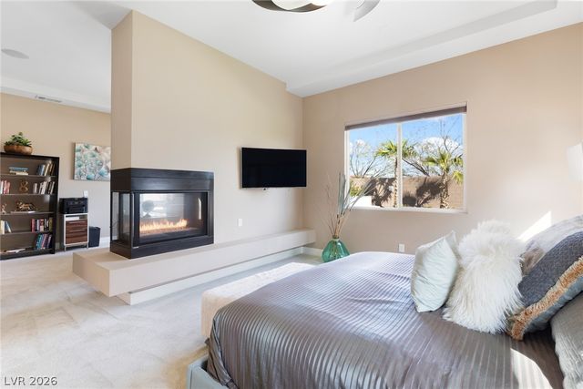 8188 Sweetwater Creek Way, Las Vegas, NV 89113