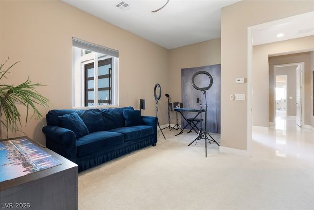 8188 Sweetwater Creek Way, Las Vegas, NV 89113