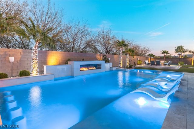 8188 Sweetwater Creek Way, Las Vegas, NV 89113