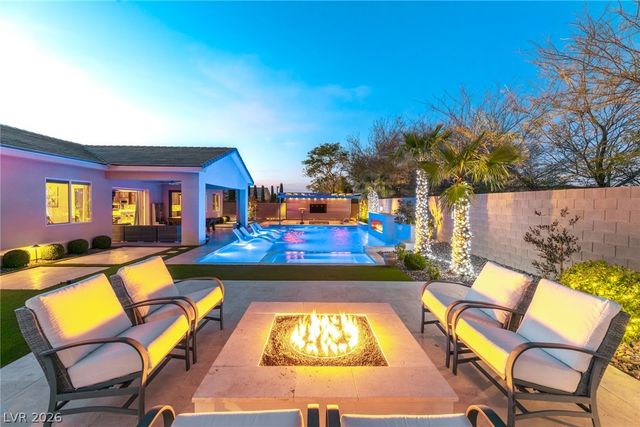 8188 Sweetwater Creek Way, Las Vegas, NV 89113