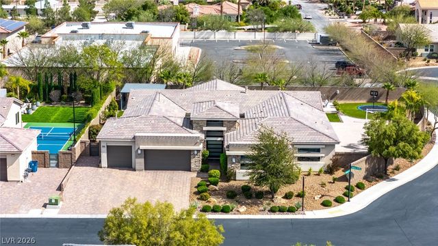 8188 Sweetwater Creek Way, Las Vegas, NV 89113