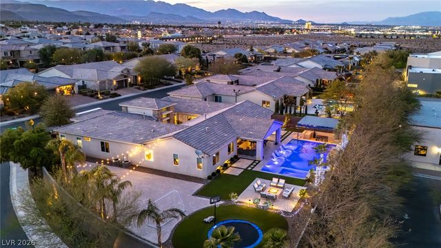 8188 Sweetwater Creek Way, Las Vegas, NV 89113