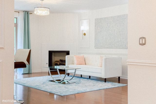 425 Benjamin Drive 302, Vernon Hills, IL 60061