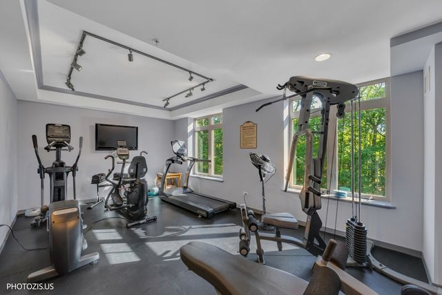 425 Benjamin Drive 302, Vernon Hills, IL 60061