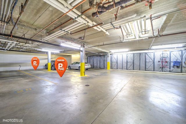 425 Benjamin Drive 302, Vernon Hills, IL 60061