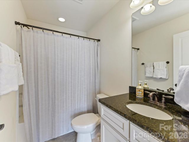 6024 Union Pacific Avenue, Charlotte, NC 28210