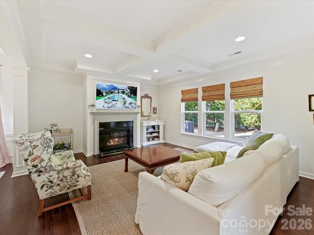 6024 Union Pacific Avenue, Charlotte, NC 28210