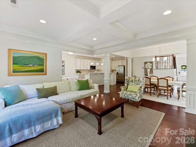 6024 Union Pacific Avenue, Charlotte, NC 28210