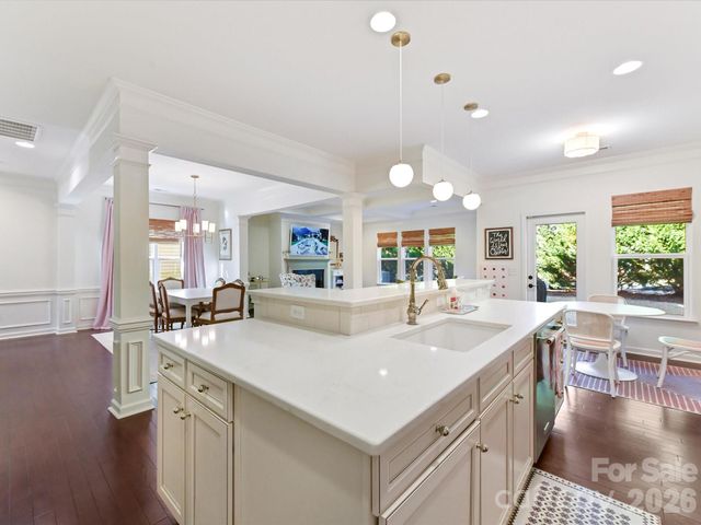 6024 Union Pacific Avenue, Charlotte, NC 28210