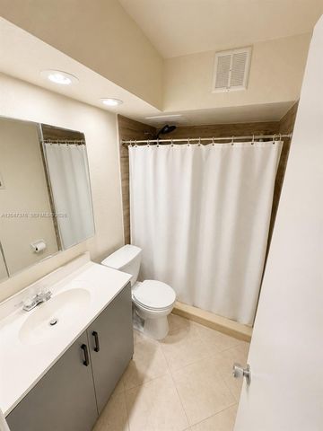270 E Layne Blvd 110, Hallandale Beach, FL 33009
