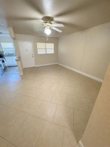 270 E Layne Blvd 110, Hallandale Beach, FL 33009