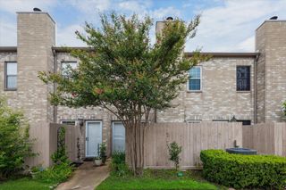 2898 Holly Hall Street 2898, Houston, TX 77054