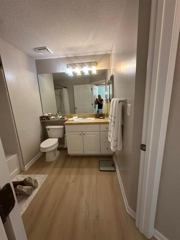 9825 Baywinds Drive 1302, West Palm Beach, FL 33411
