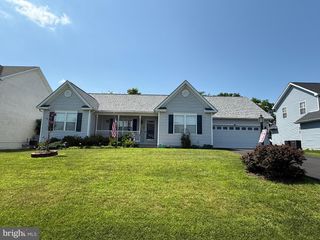 46 CARRERA CT, Inwood, WV 25428