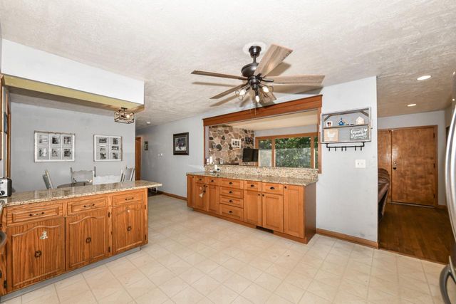 N6089 Lyons ROAD, Burlington, WI 53105