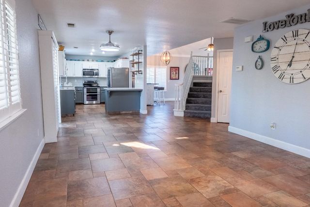 5201 Bora Ct, Salida, CA 95368
