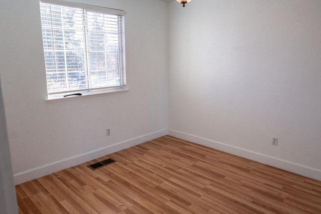 5201 Bora Ct, Salida, CA 95368