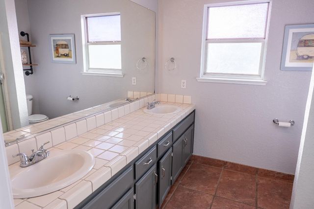 5201 Bora Ct, Salida, CA 95368
