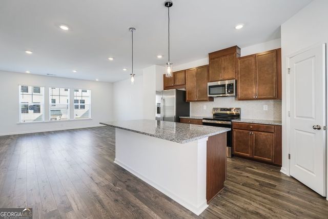 522 Provence Gate Lane, Lawrenceville, GA 30044