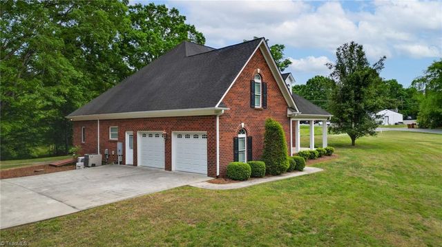 144 Pine Ridge Road, Lexington, NC 27295