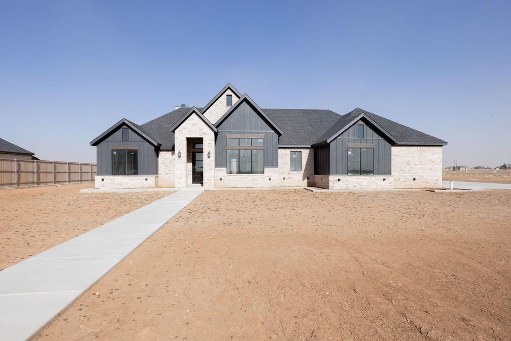 1087 Deuce of Hearts, Tahoka, TX 79373