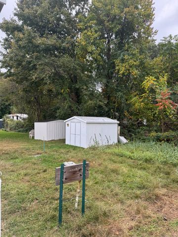 5 Rivermead Boulevard, East Hartford, CT 06118